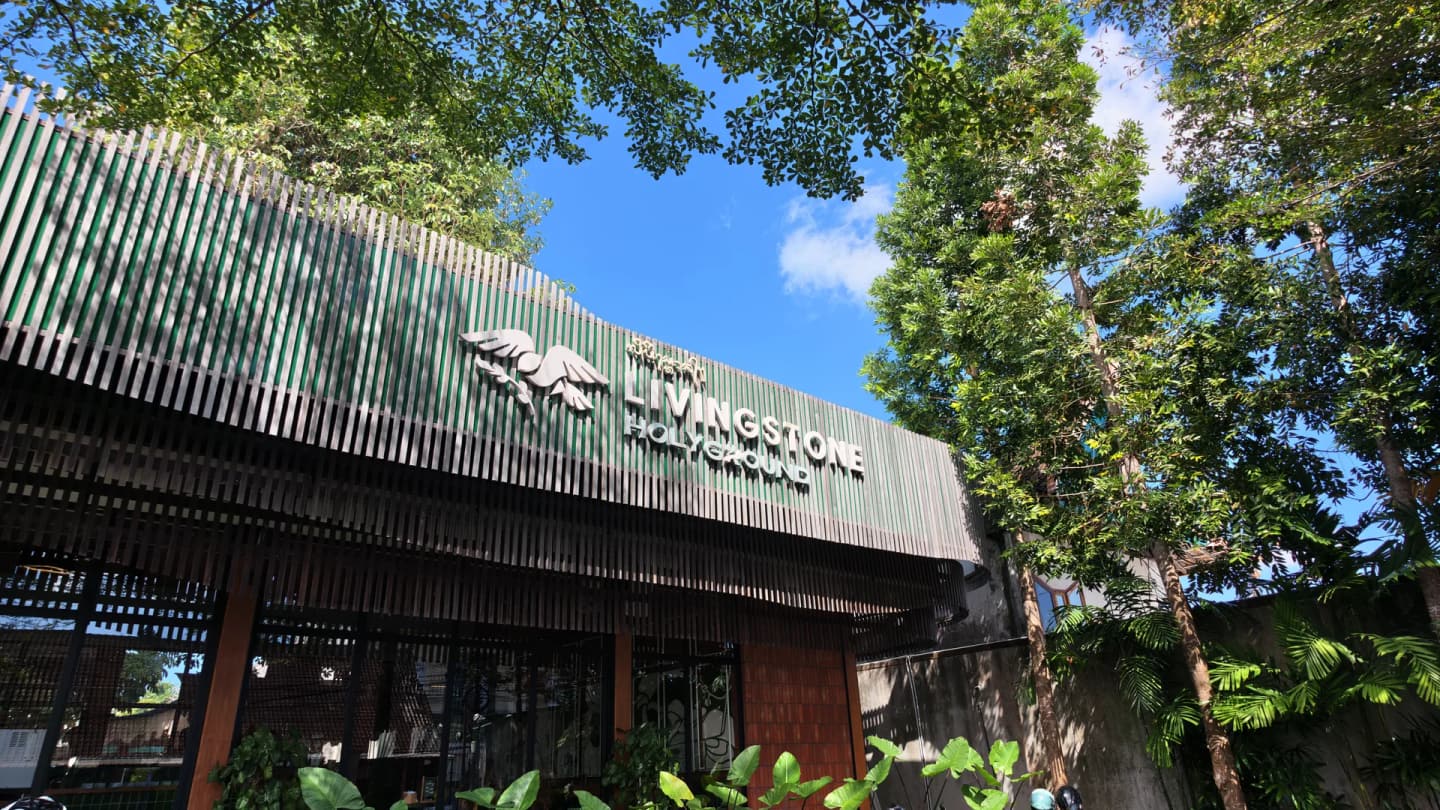 Livingstone Holyground Ubud