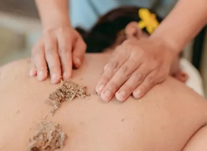 120 Minute Traditional Balinese Lymphatic Boreh Herbal Scrub and Warming Body Therapy Bodyworks Center Ubud