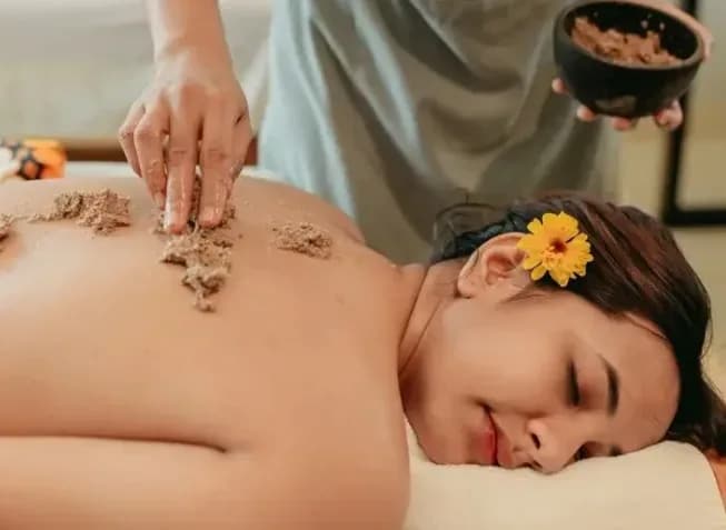 120 Minute Ultimate Lymphatic Reset Boreh Scrub and Mineral Botanical Bath In Ubud