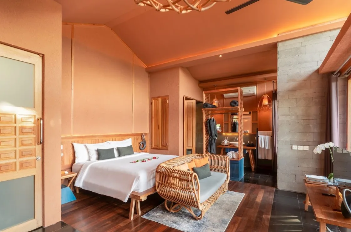 Romance Royal Pool Villa