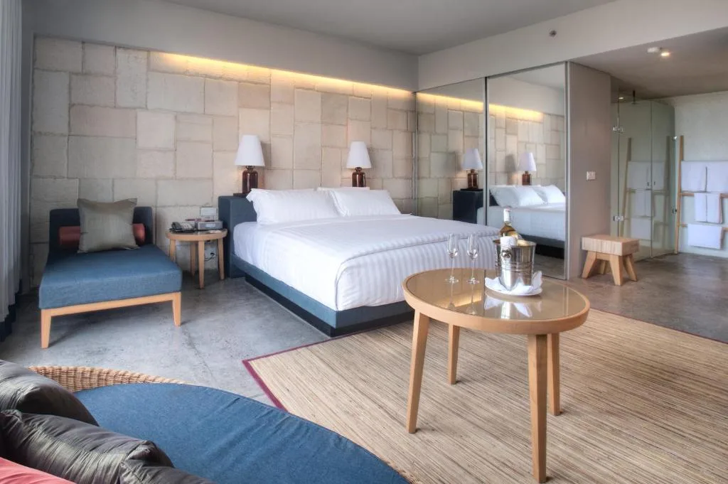 Suite with view King