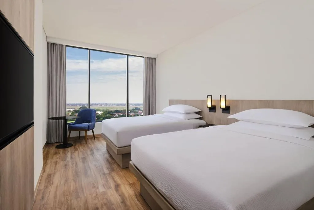 Deluxe Room Twin