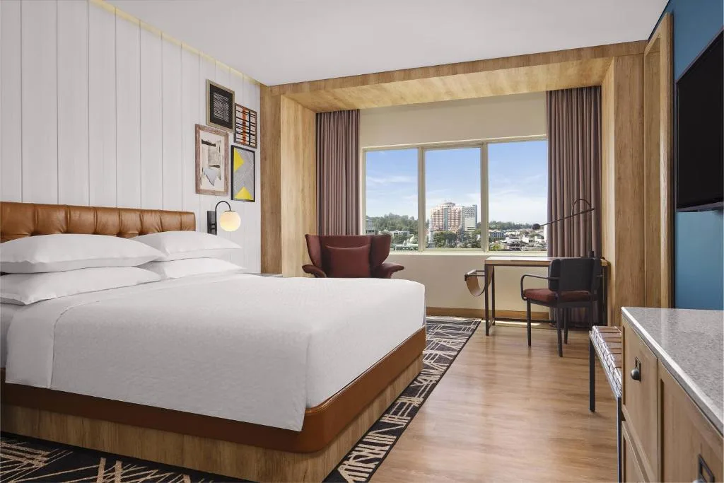 Deluxe Room King