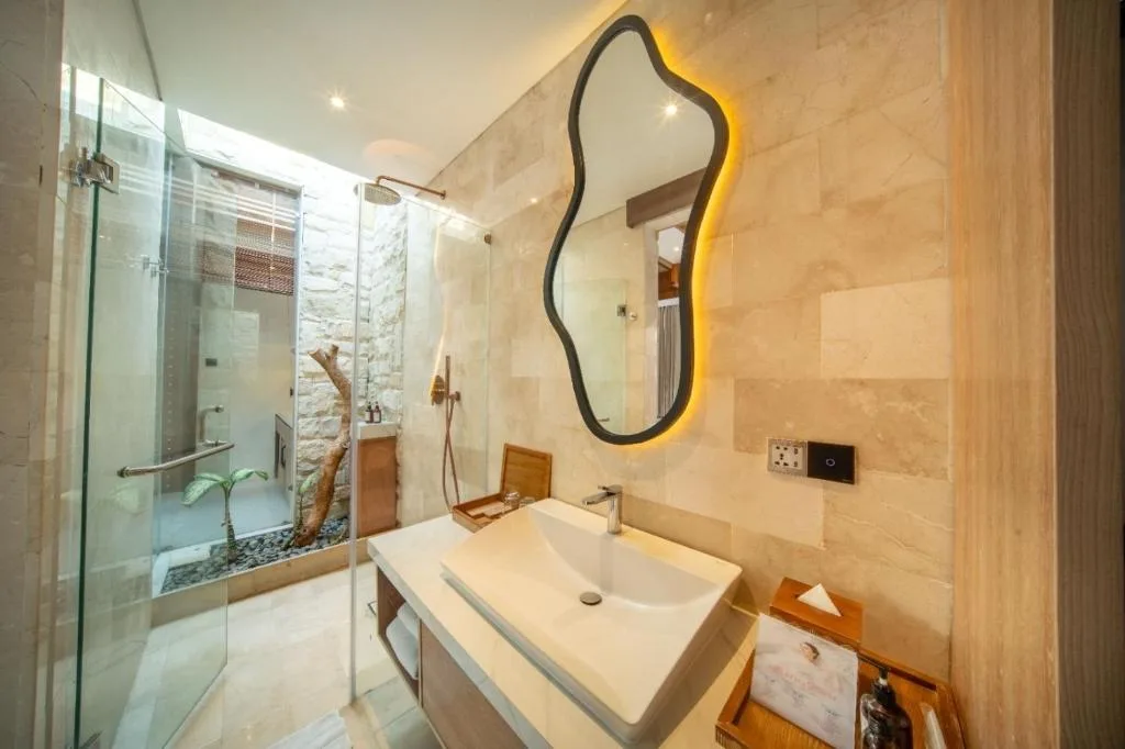Grand One Bedroom Villa with Private Pool and Bathtub